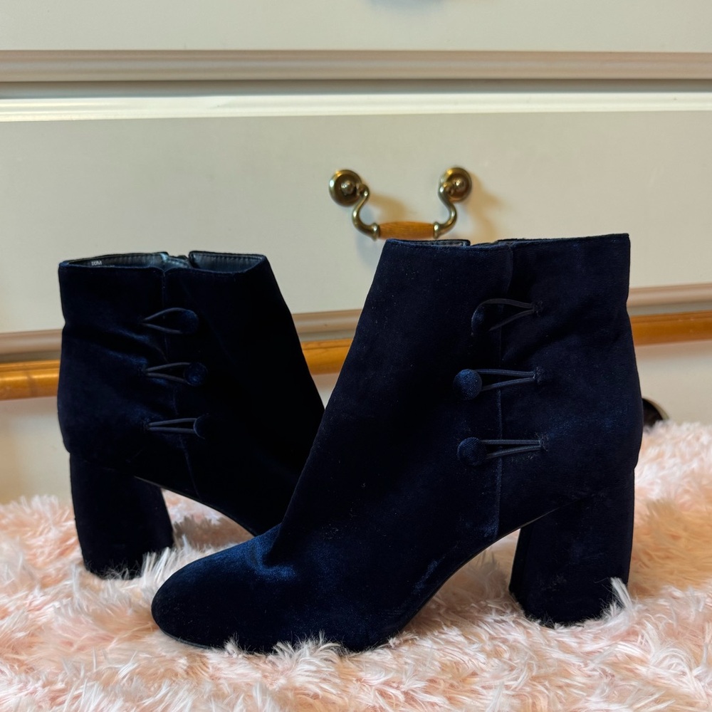 Navy blue velvet ankle boots
